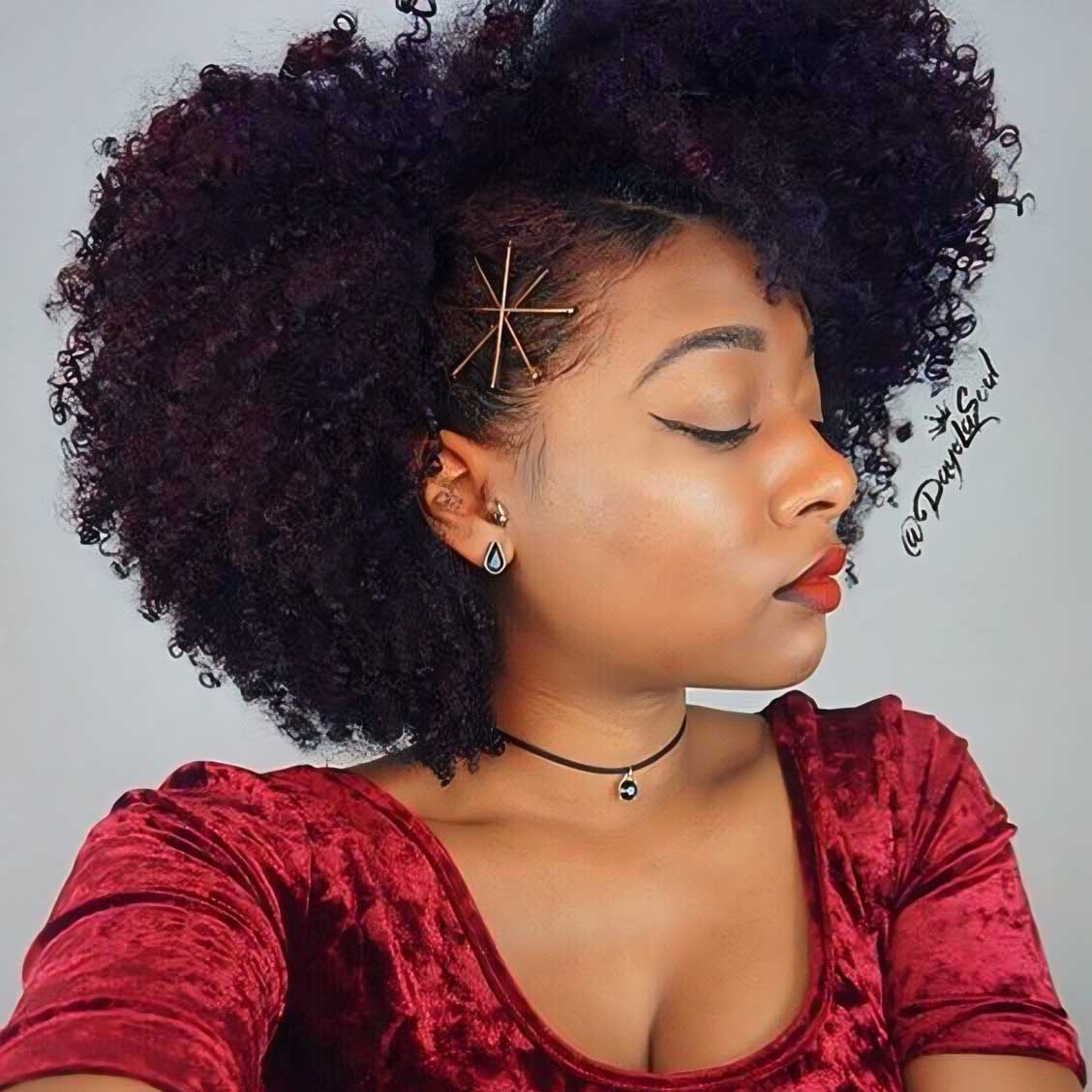 Christmas Hairstyles for Curly Hair to Celebrate the Season
