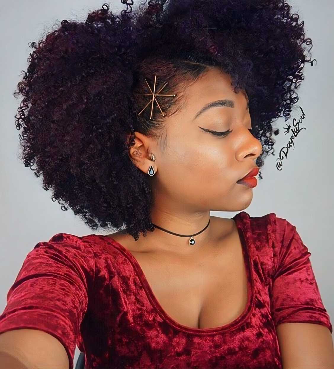 Curly Hair Side Part With Snowflake Hair Clip